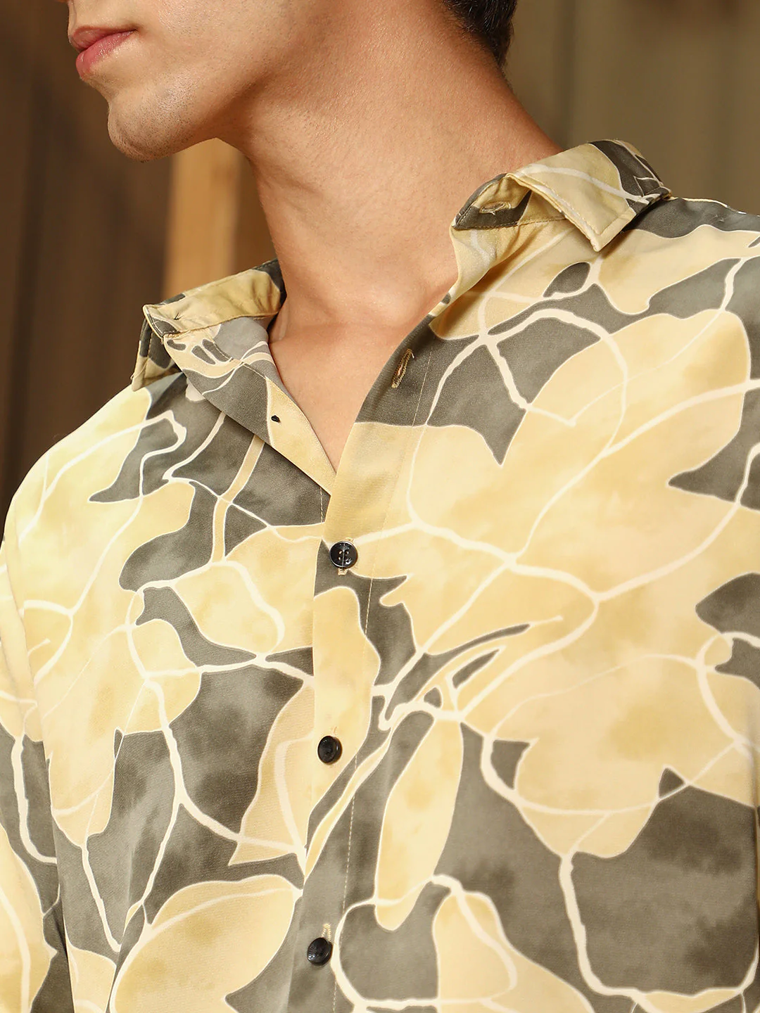 Artistic-Foliage Lined Imrprint Shirt - Image 7