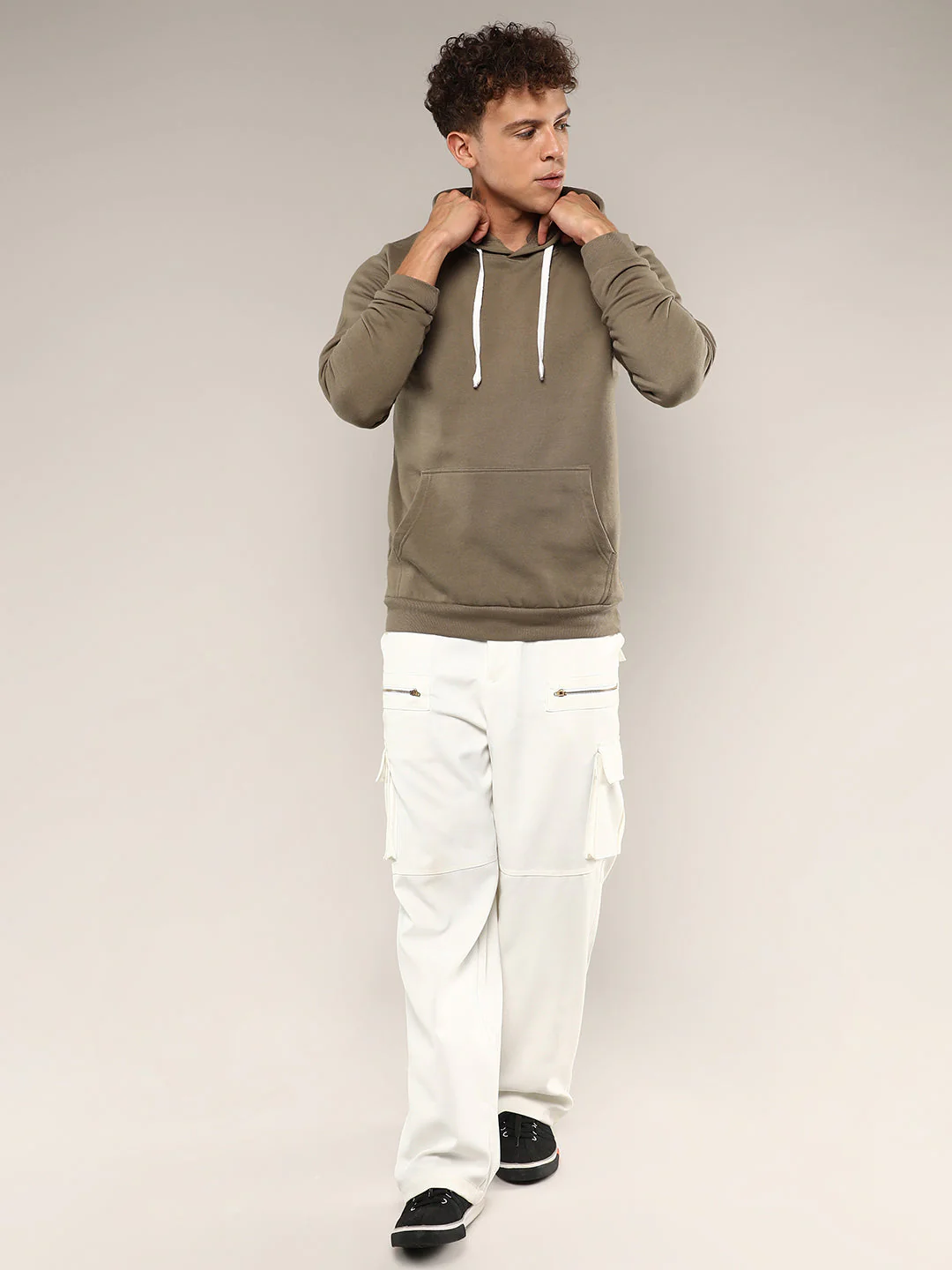Pullover Hoodie With Contrast Drawstring - Image 5