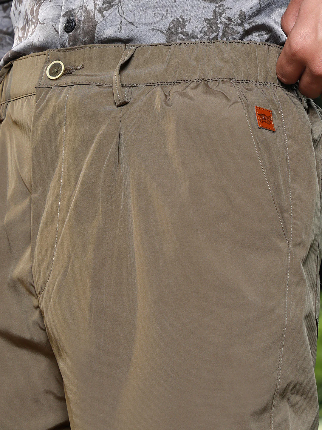 Lightweight - Solid Pleated Tailored Trousers - Image 8