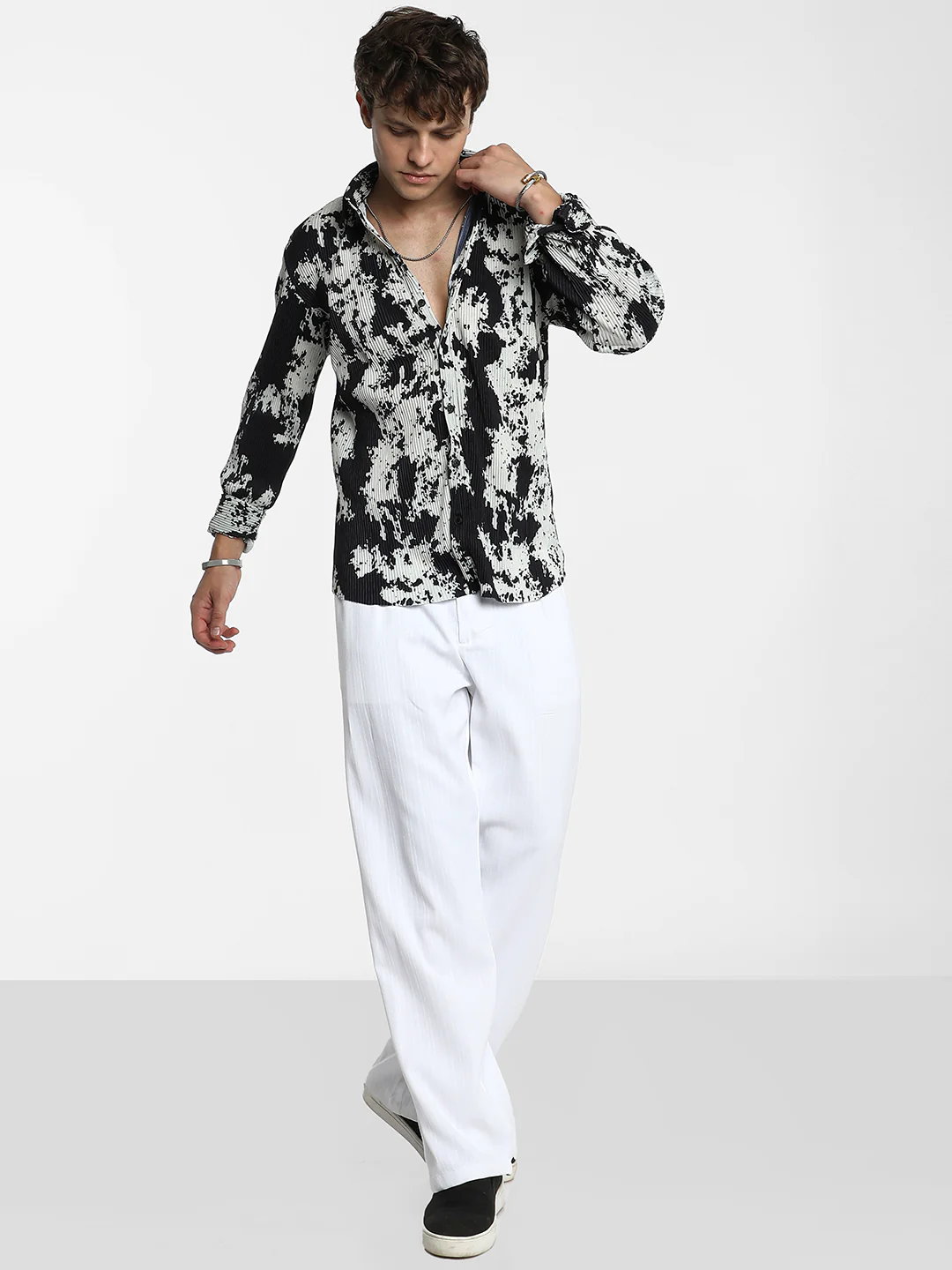 Splash-Pleat Shirt - Image 12