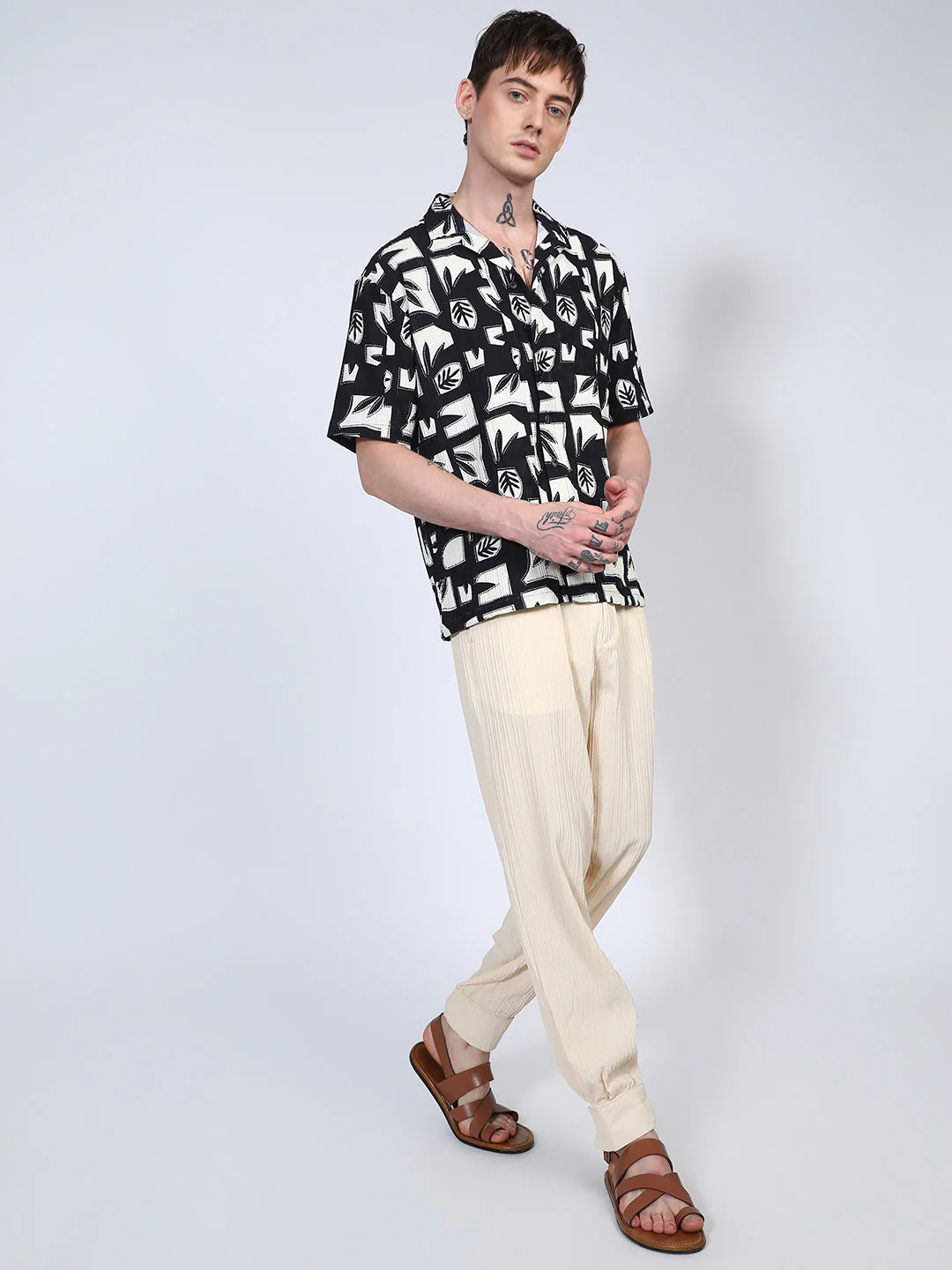 Oversized Geometric Foliage Shirt - Image 5