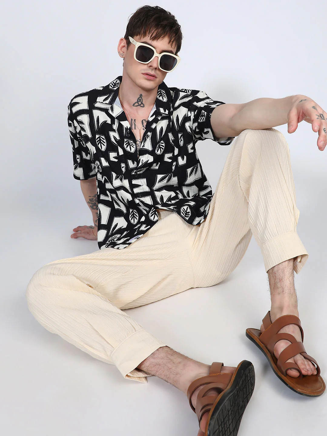 Oversized Geometric Foliage Shirt - Image 6