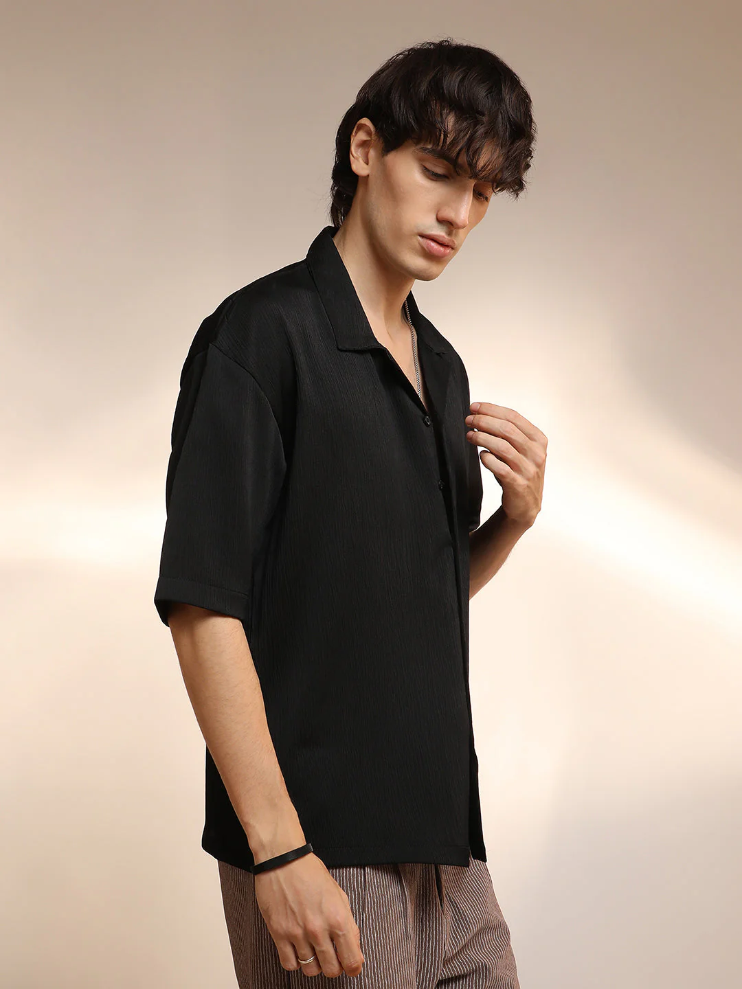 Solid Crinkle Oversized Shirt - Image 3