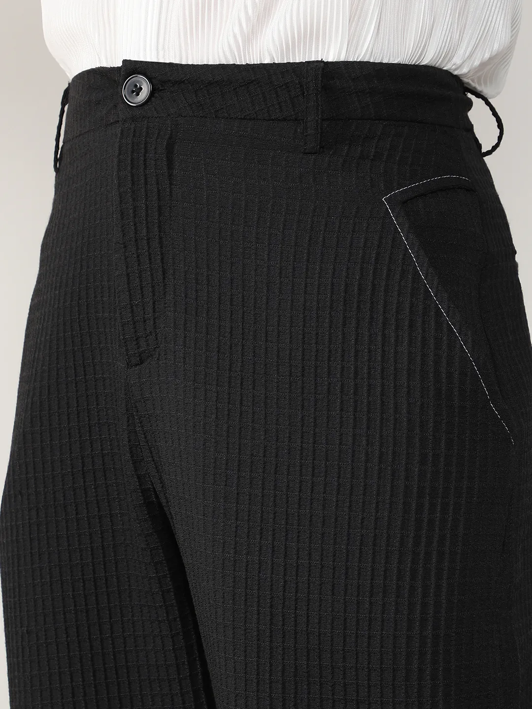 Lightweight - Textured Graph Check Trousers - Image 6
