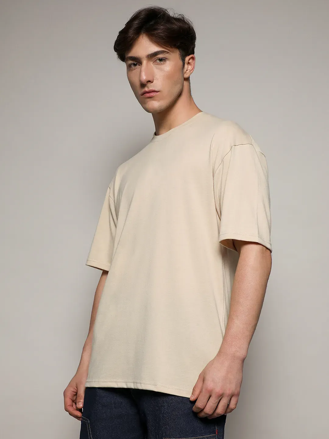 Oversized Basic T-Shirt - Image 3
