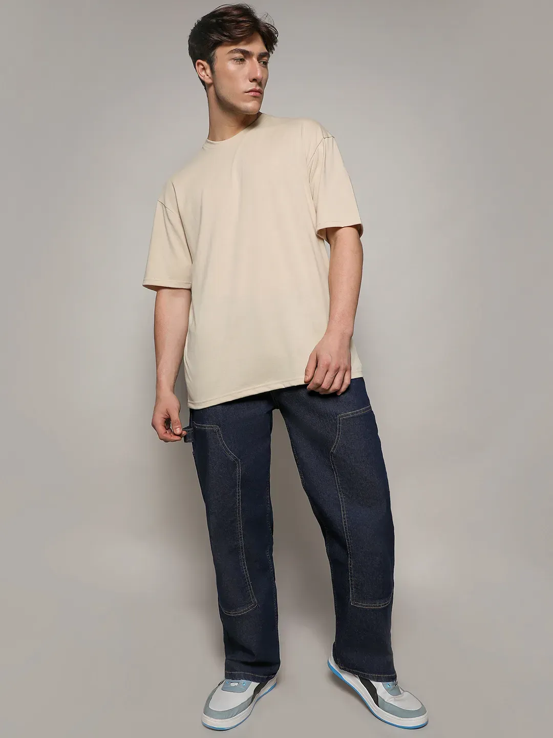 Oversized Basic T-Shirt - Image 5