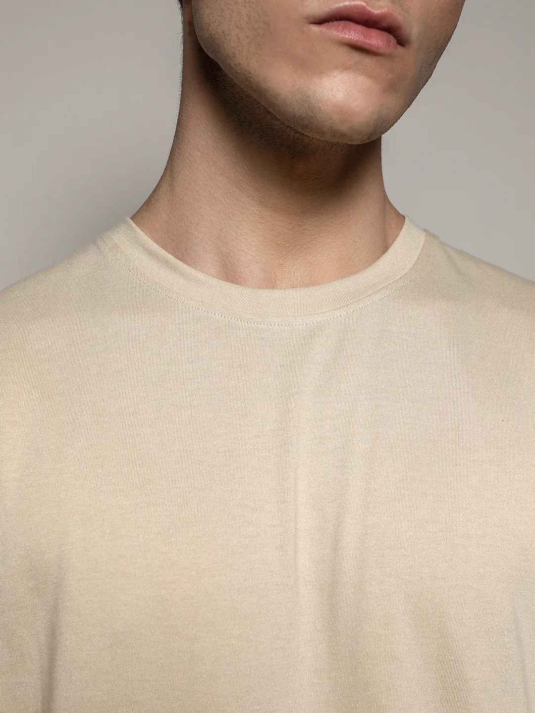 Oversized Basic T-Shirt - Image 7