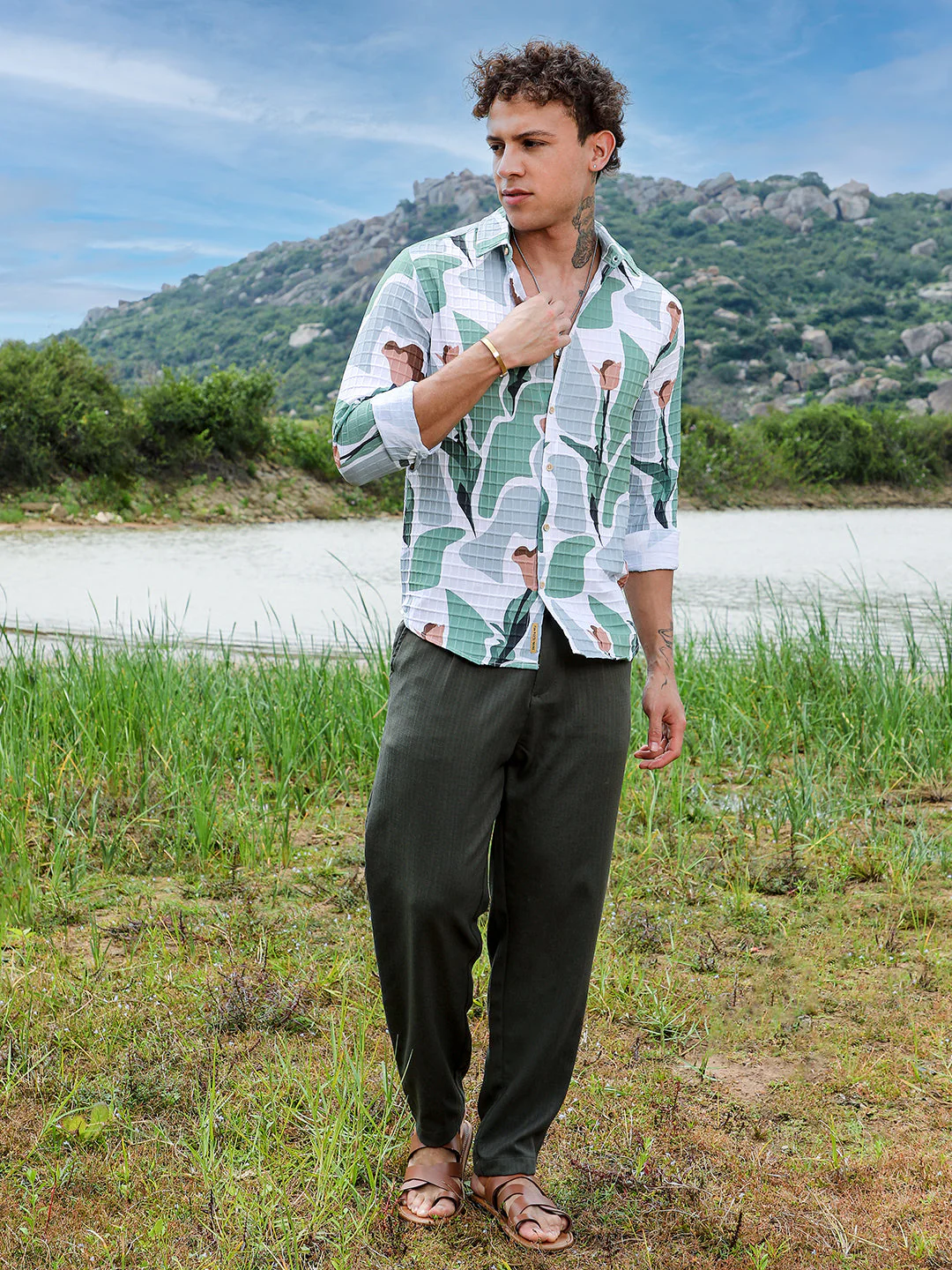 Abstract Tulip Shirt - Image 5
