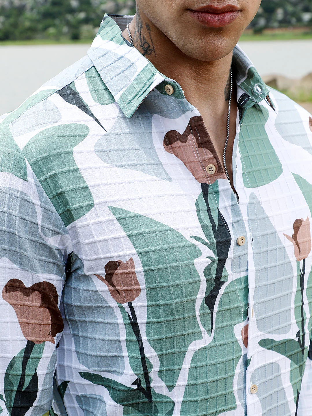 Abstract Tulip Shirt - Image 7