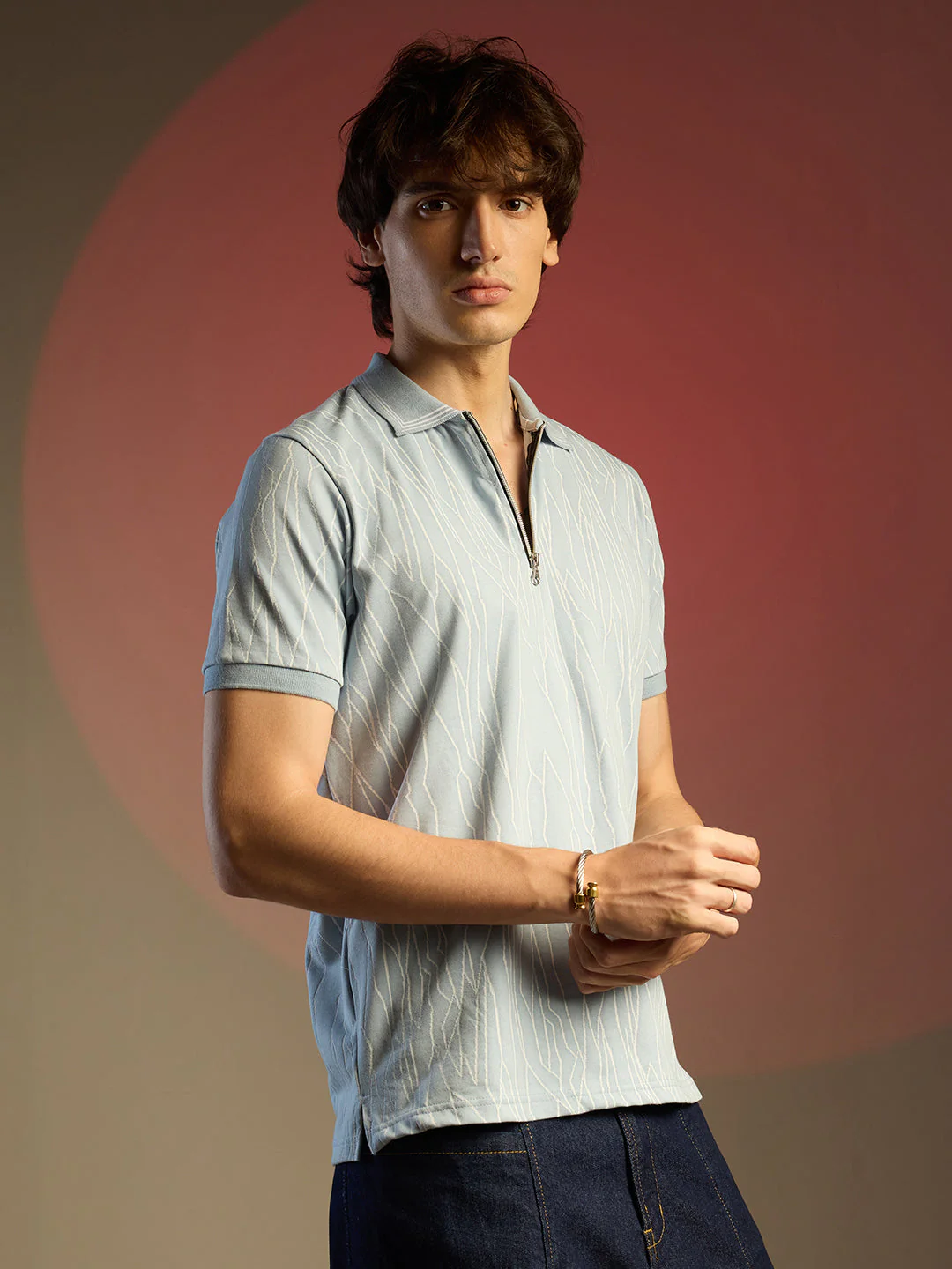 Crevice-Lined T-Shirt - Image 4