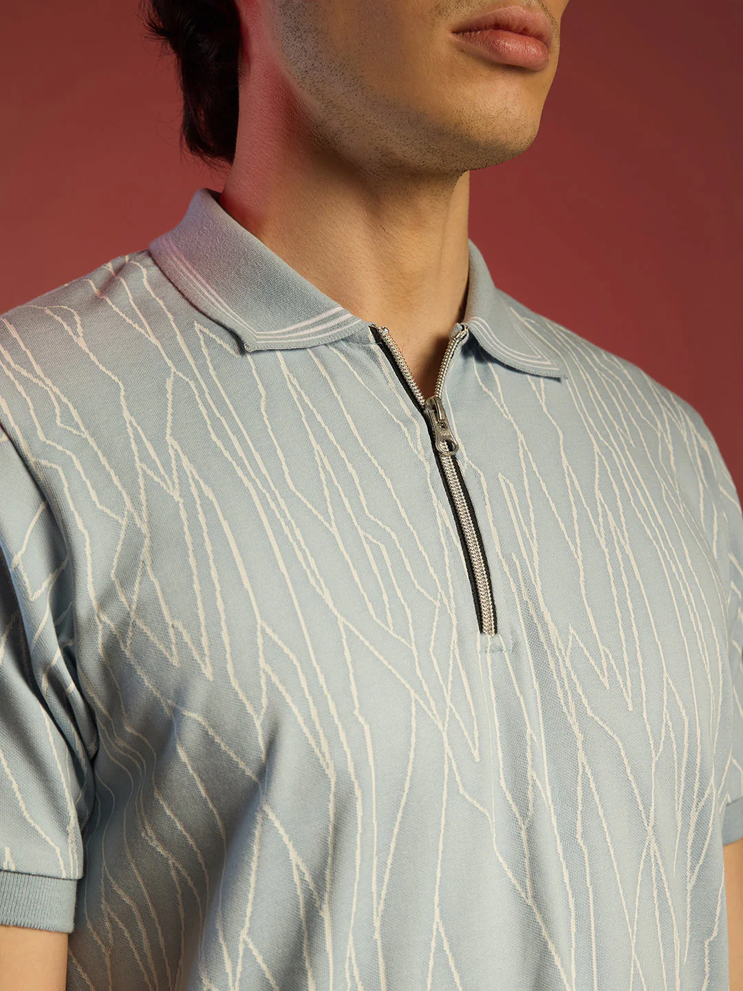 Crevice-Lined T-Shirt - Image 8