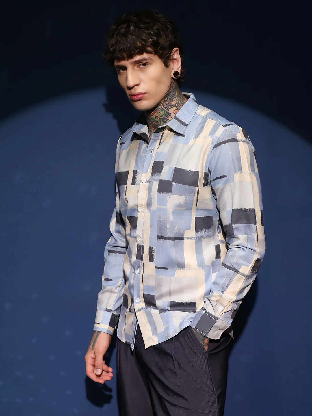 Cubic-Overlap Shirt - Image 10