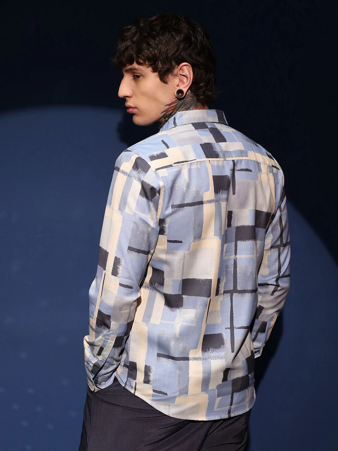 Cubic-Overlap Shirt - Image 11