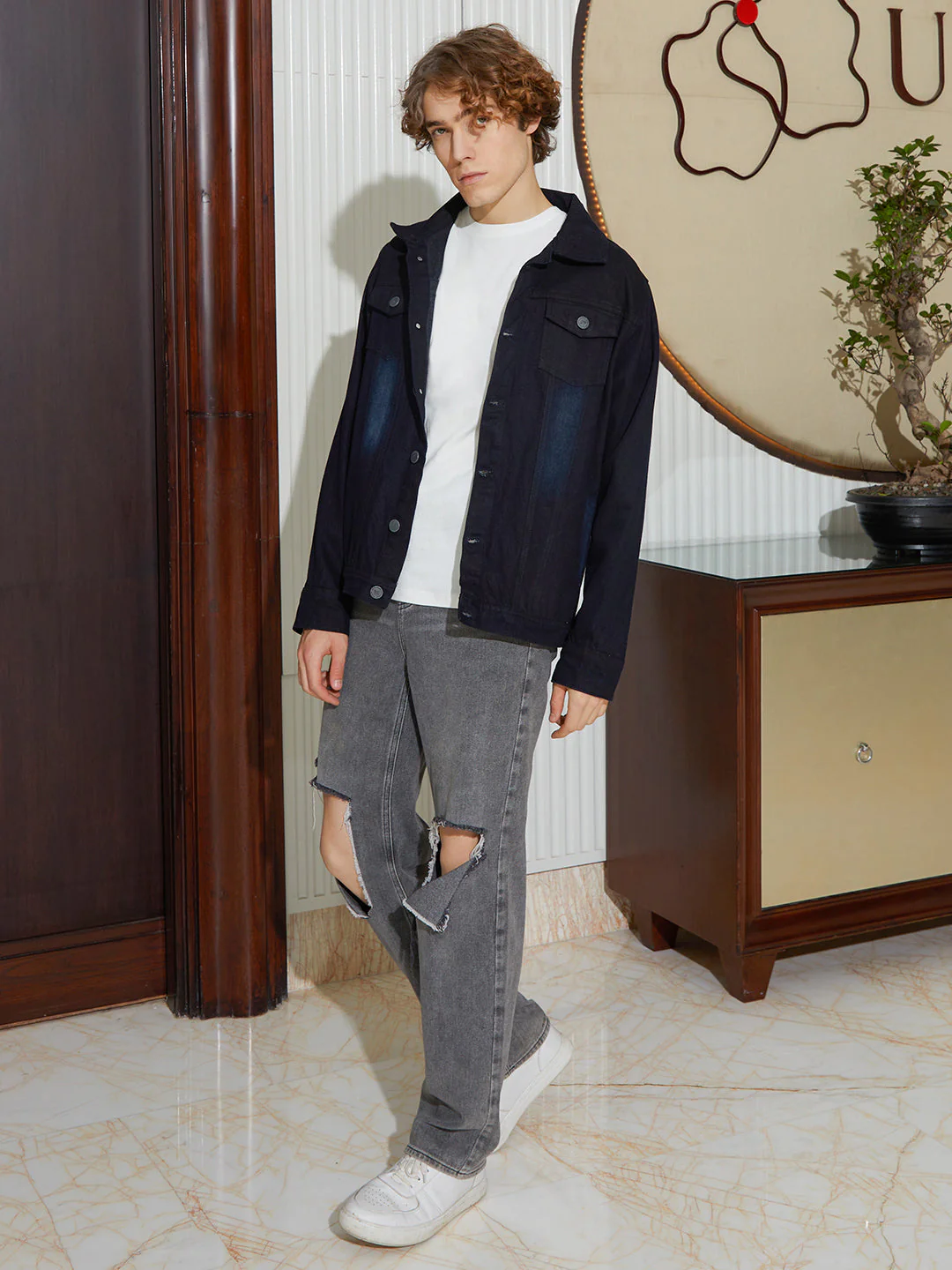 Dark-Wash Relaxed Denim Jacket - Image 5