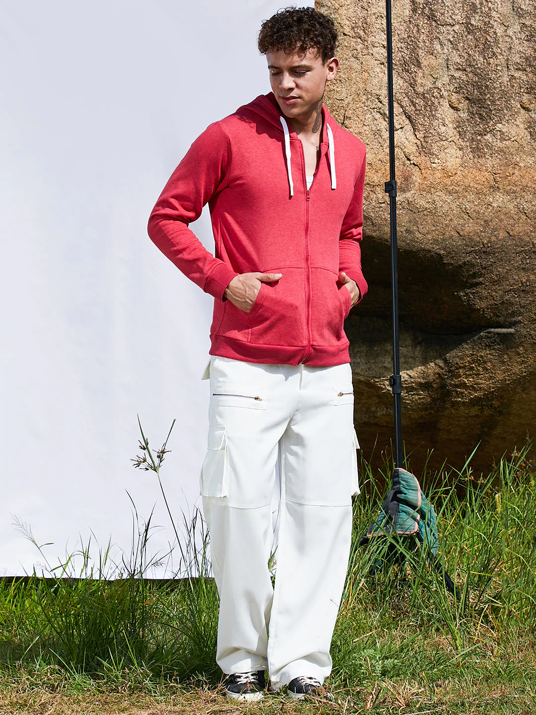 Zip-Front Hoodie With Contrast Drawstring - Image 5