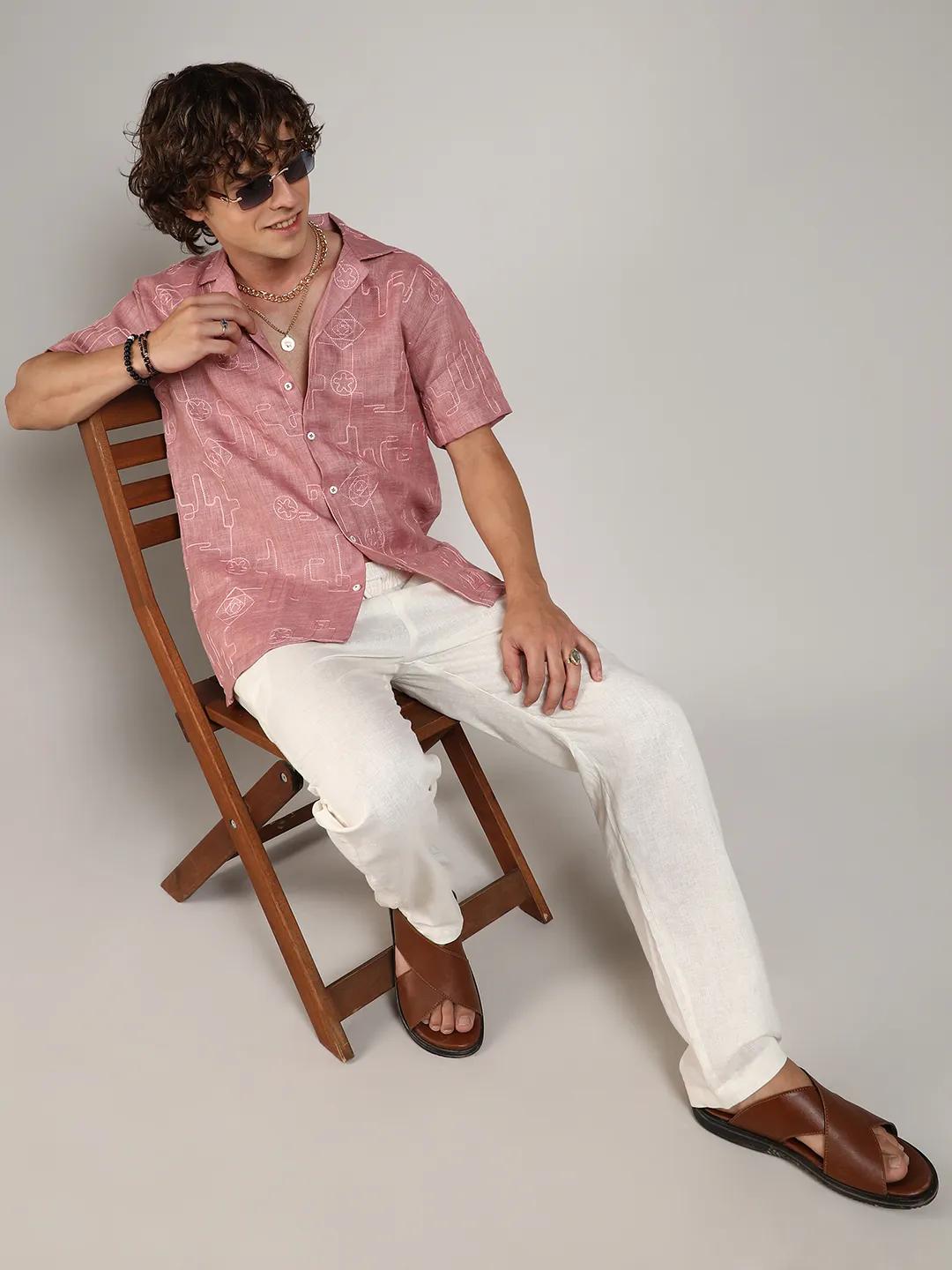 Embroidered One-Lined Shirt - Image 10