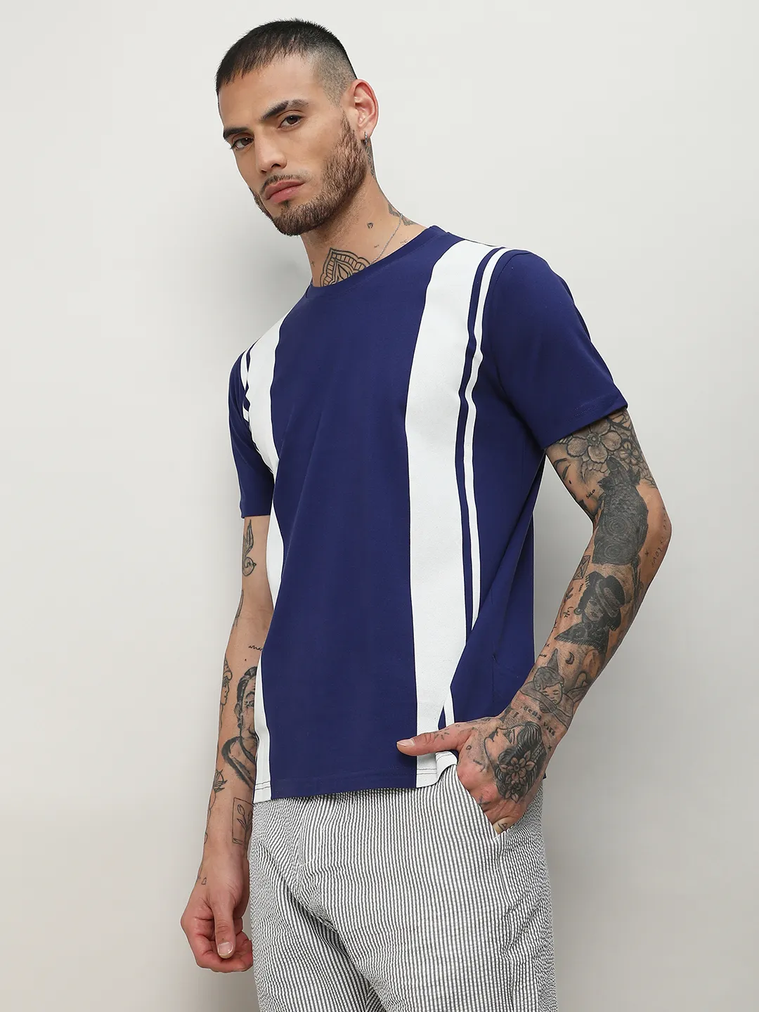 Vertical Contrast Panel T-Shirt - Image 3