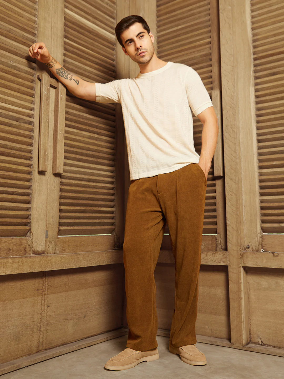 Corduroy Pleated Trousers - Image 12