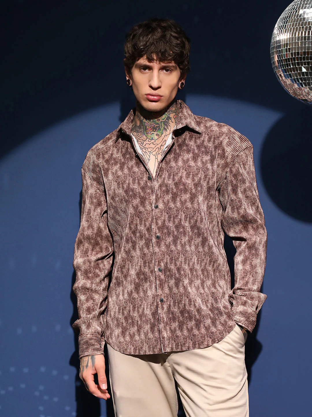 Faded Corduroy Relaxed Shirt - Image 2