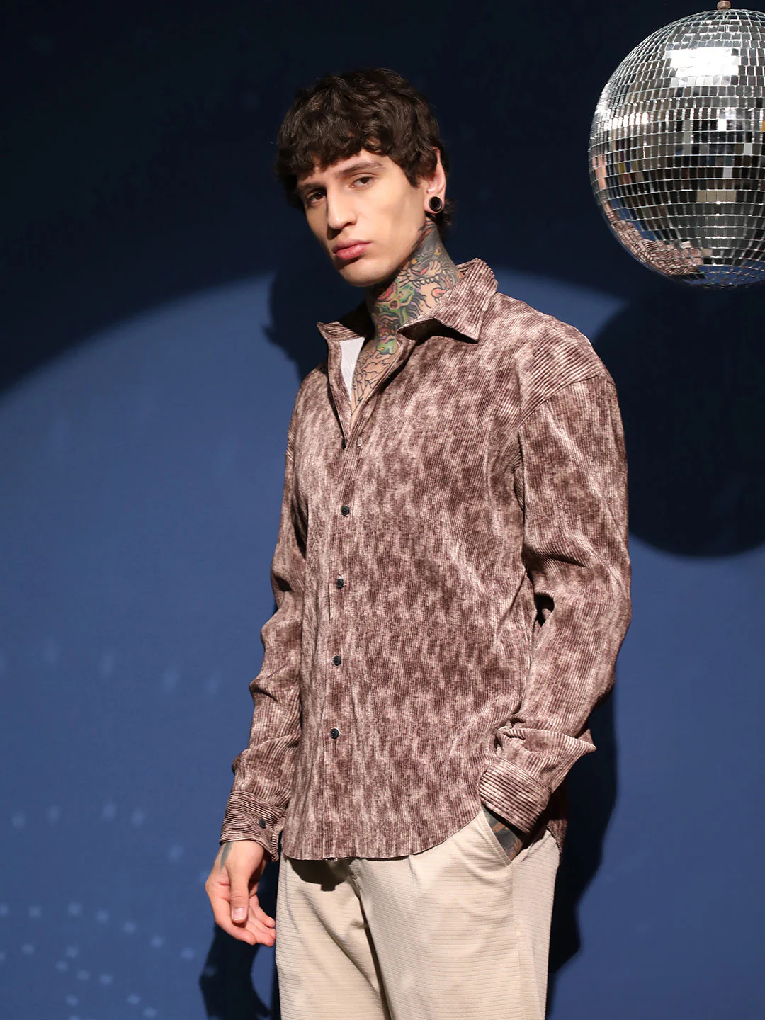 Faded Corduroy Relaxed Shirt - Image 3