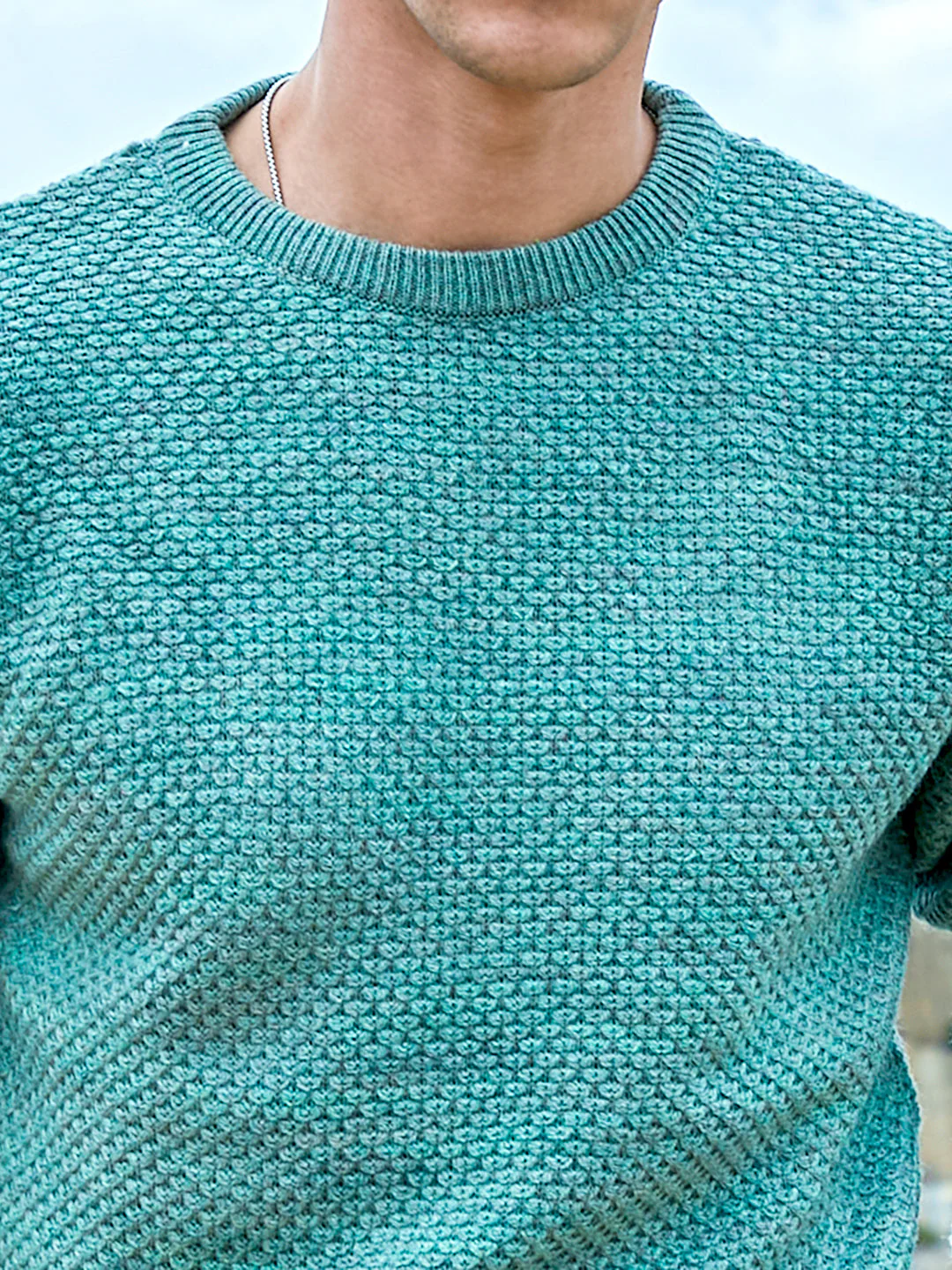 Men's Textured Knit Pullover Sweater - Image 7