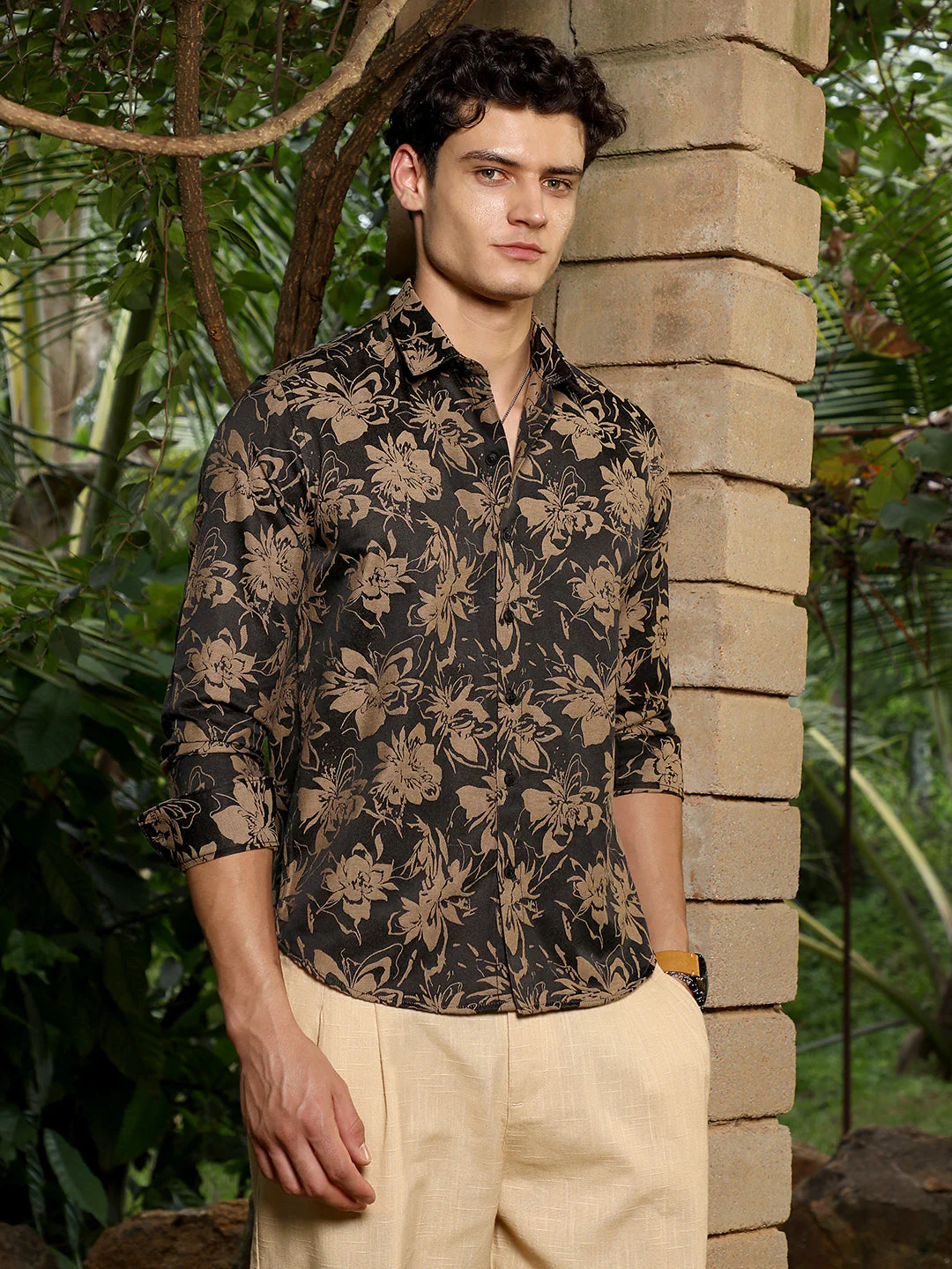 Sand Beige & Midnight Black Contrast-Flora Jacquard Shirt - Image 3