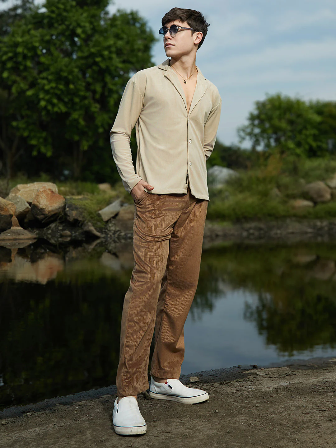 Ribbed Oversized Shirt - Image 6