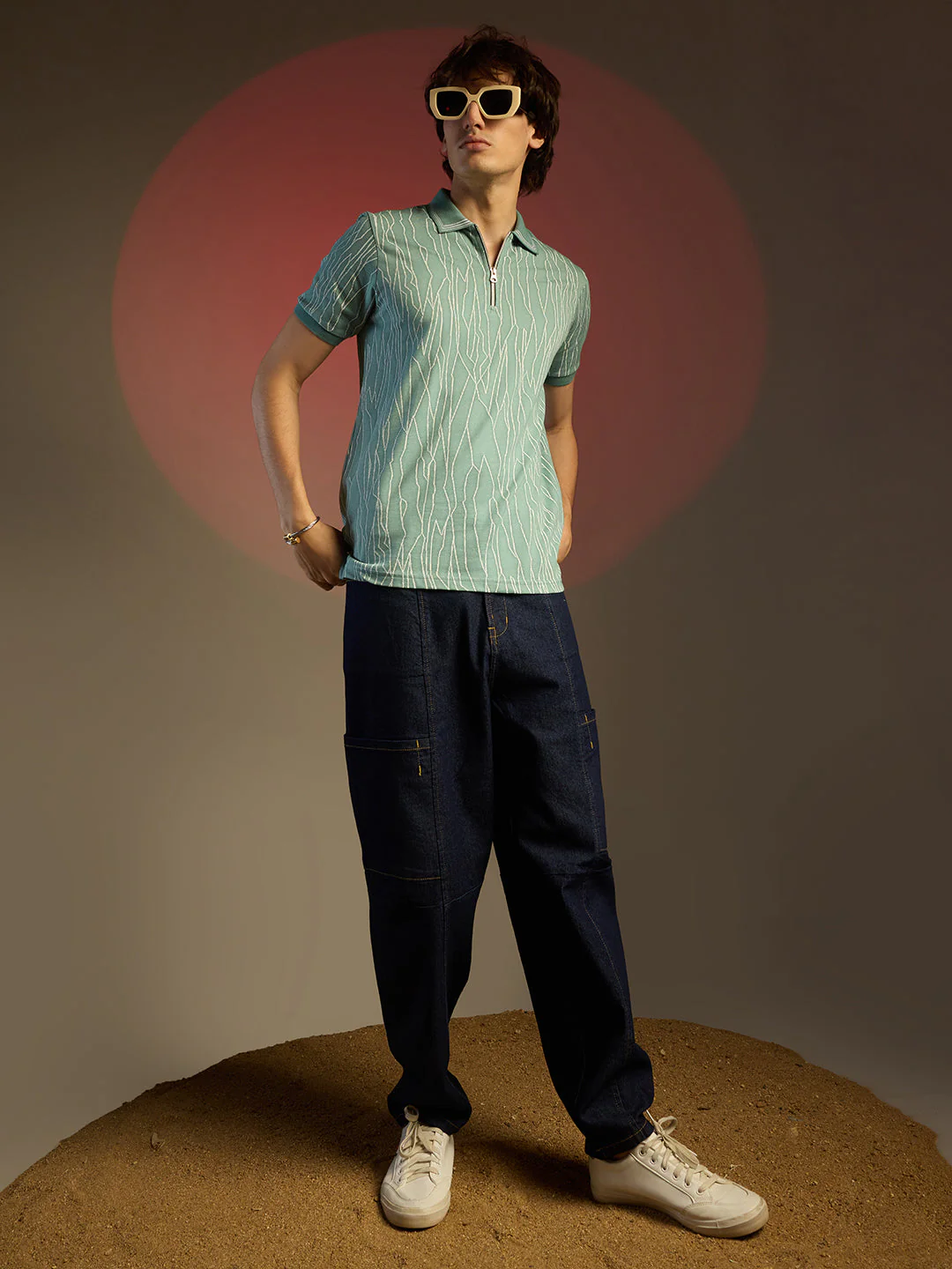 Crevice-Lined T-Shirt - Image 7