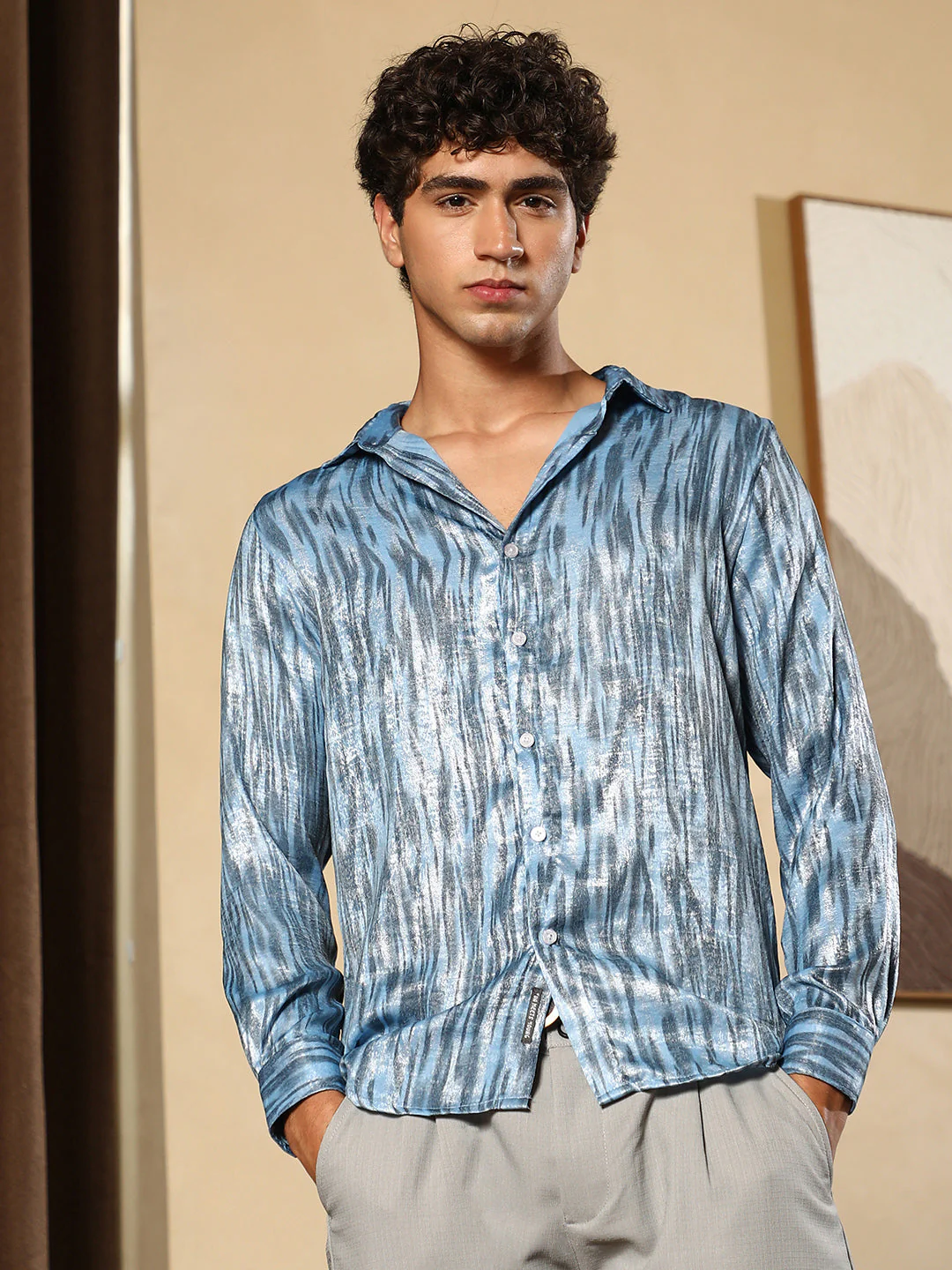Contrast-Abstract Imprint Shirt - Image 2