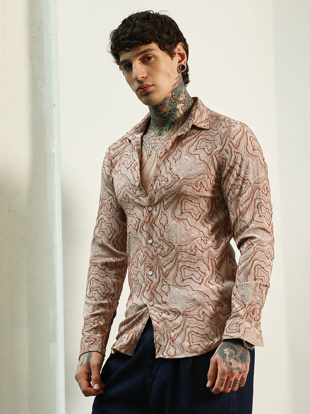 Slim Fit Beige Abstract Pattern Full Sleeve Shirt - Image 3