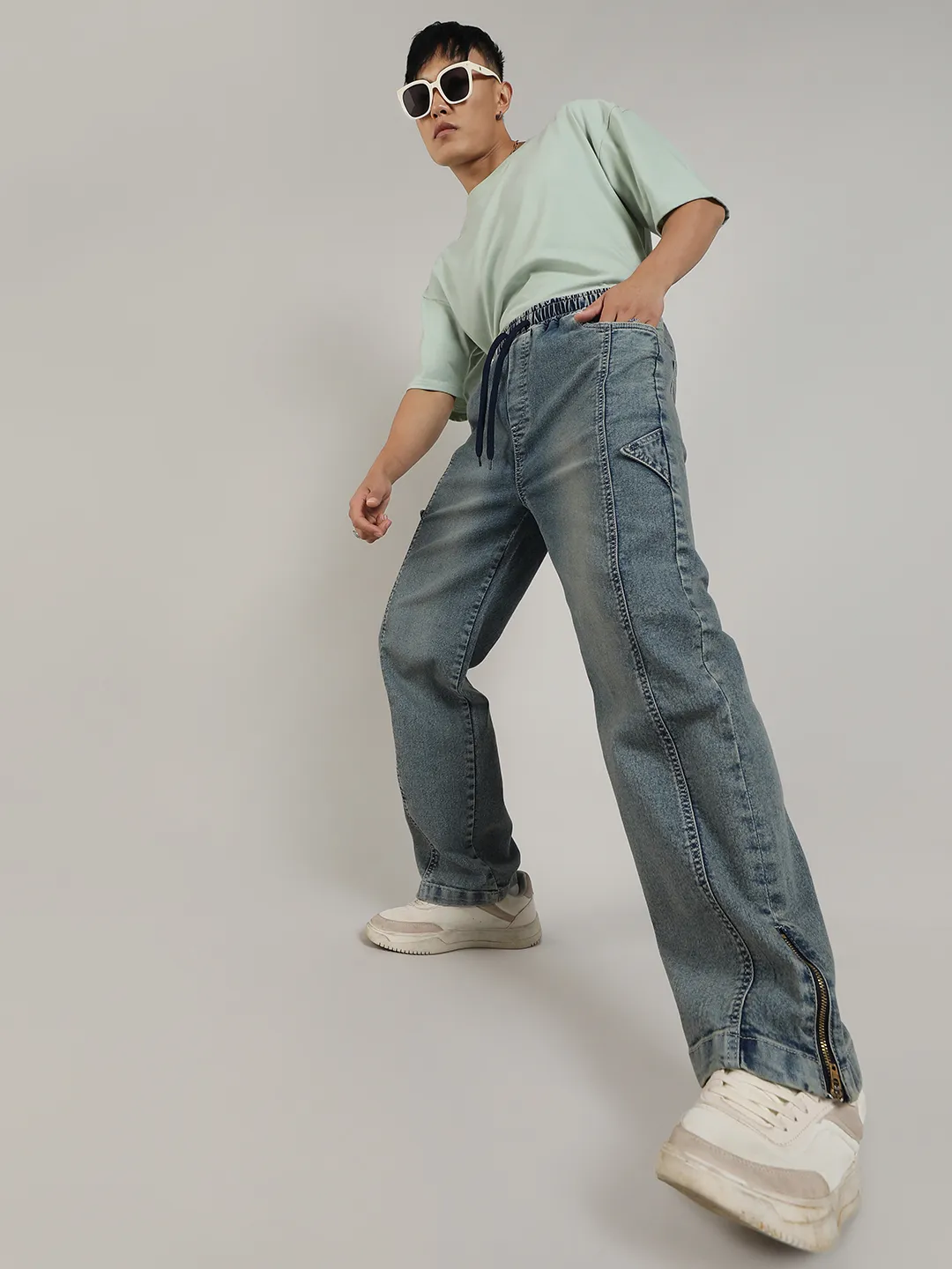 Acid-Wash Baggy Denim Jeans - Image 6