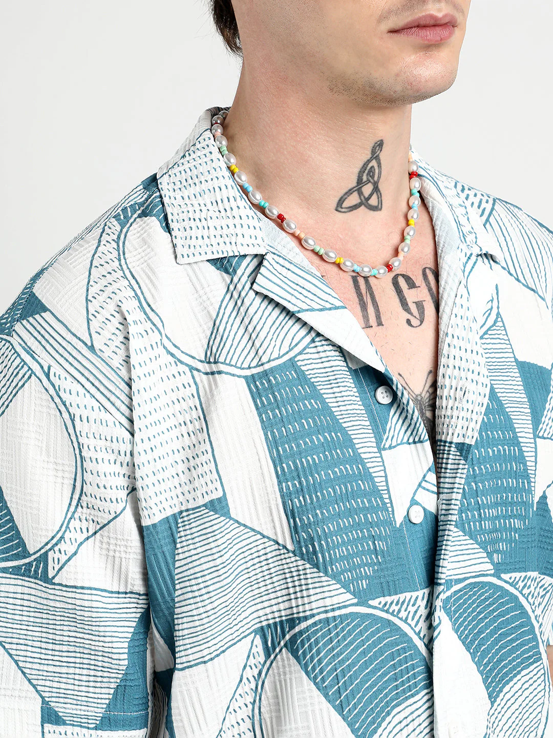 Oversized Geometric Lined Shirt - Image 7
