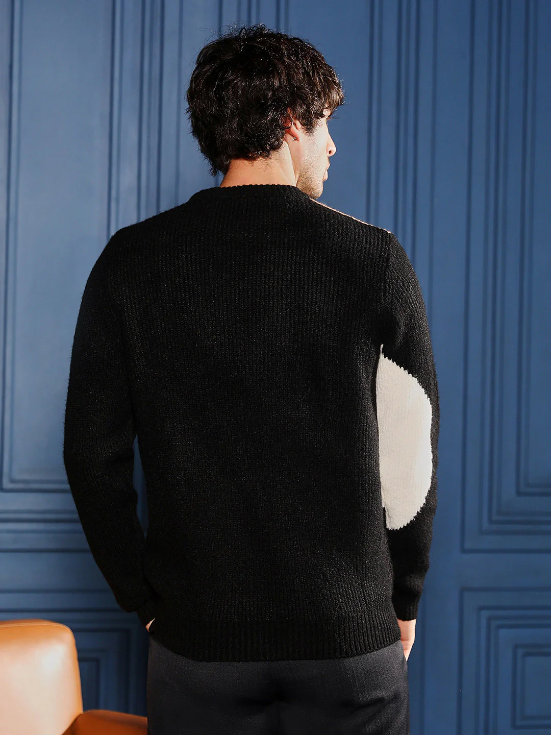 Abstract-Jacquard Pullover Sweater - Image 4