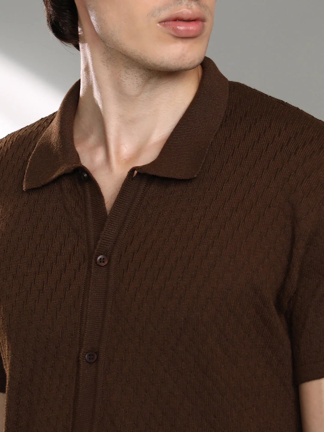 Rhombus-Textured Knit Shirt - Image 7