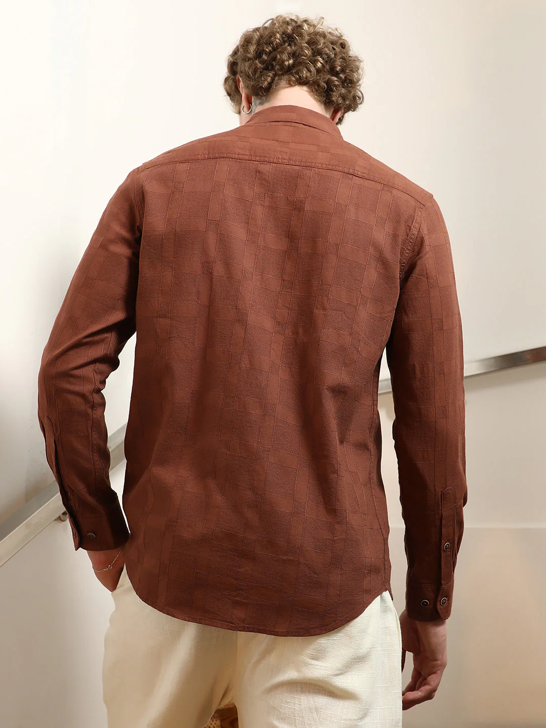 Terracotta Textured Cotton Shirt With Point Collar - Image 4