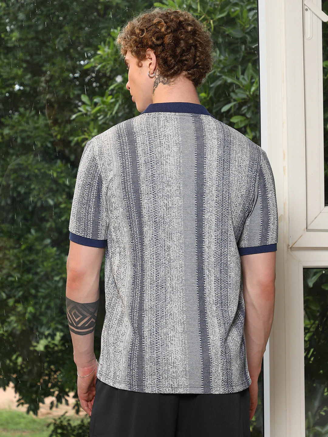 Textured Cotton Blend Cuban Collar Shirt With Vertical Stripes - Image 6