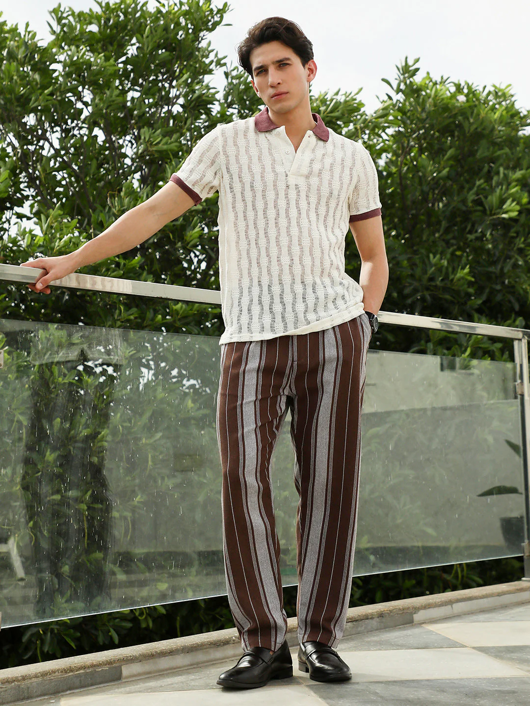 Textured Knit Polo T-Shirt with Contrast Collar and Cuffs - Image 5