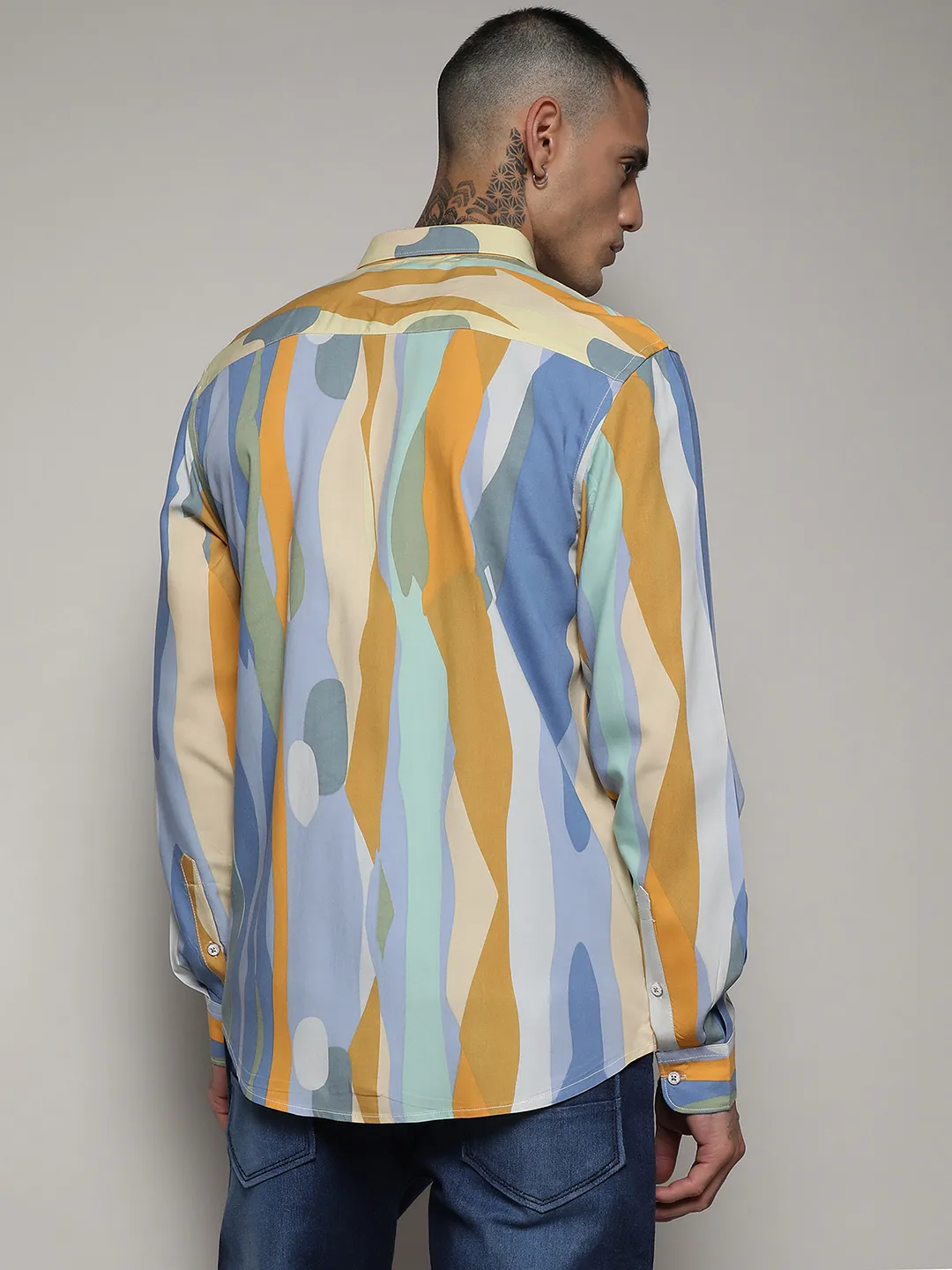 Contrast Abstract Print Shirt - Image 4