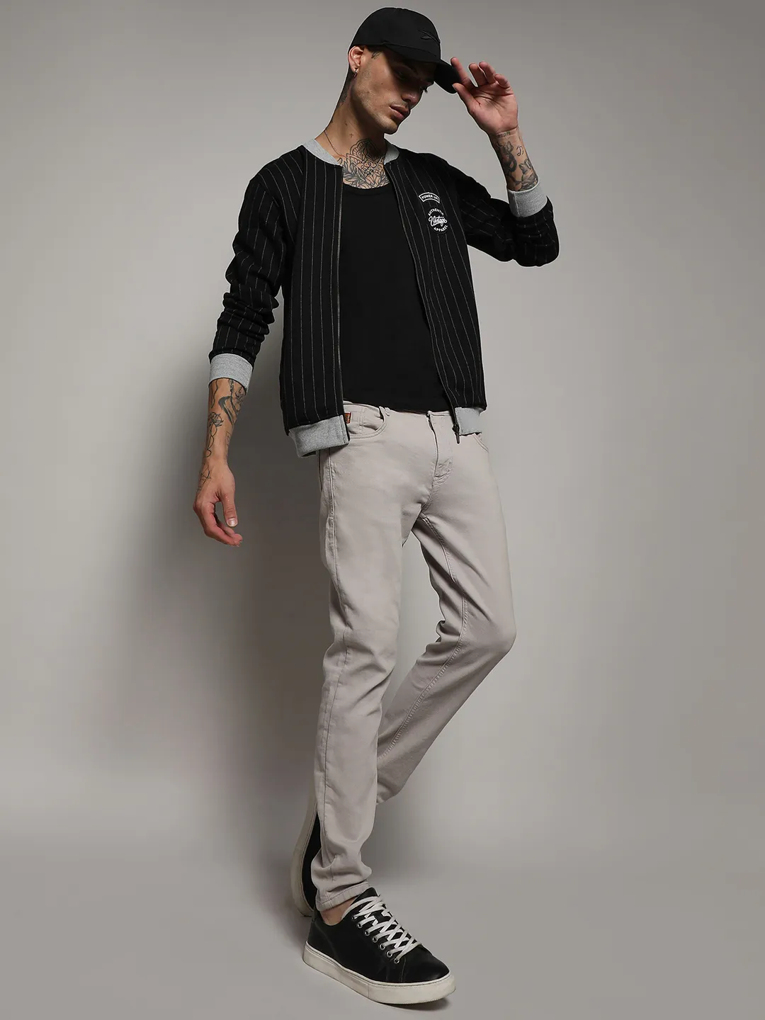 Pinstriped Jacket With Contrast Hem - Image 6