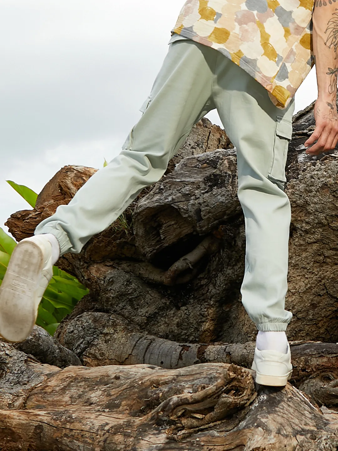 Cuffed Hem Cargo Trousers - Image 3