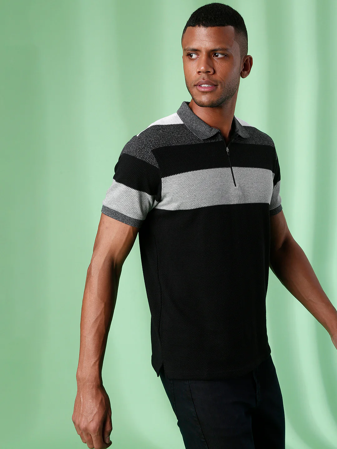 Color Block T-Shirt - Image 4