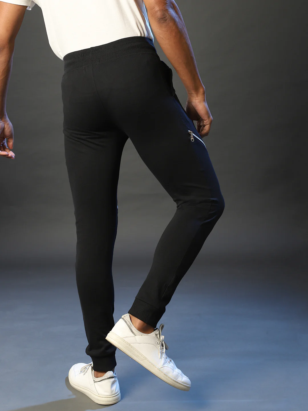 Solid Trackpants With Contrast Zipper Details - Image 4