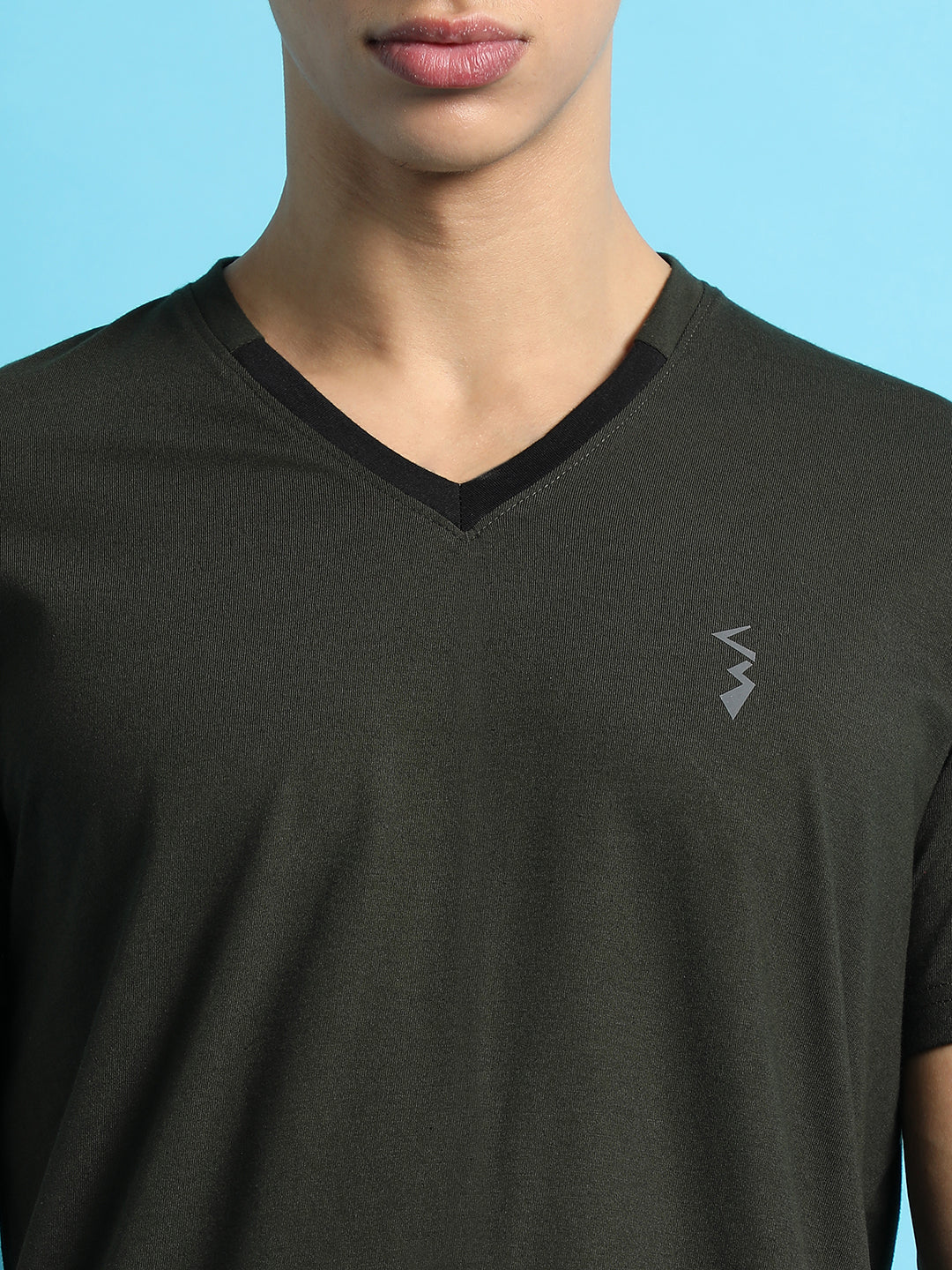 Solid Green V-Neck Casual T-Shirts - Image 4