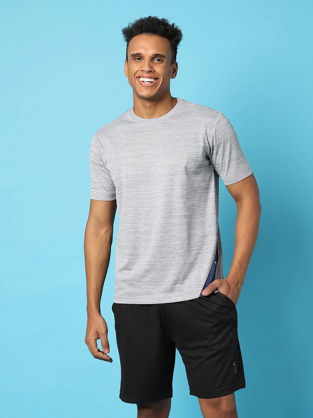 Solid Round Neck T-Shirt - Image 2