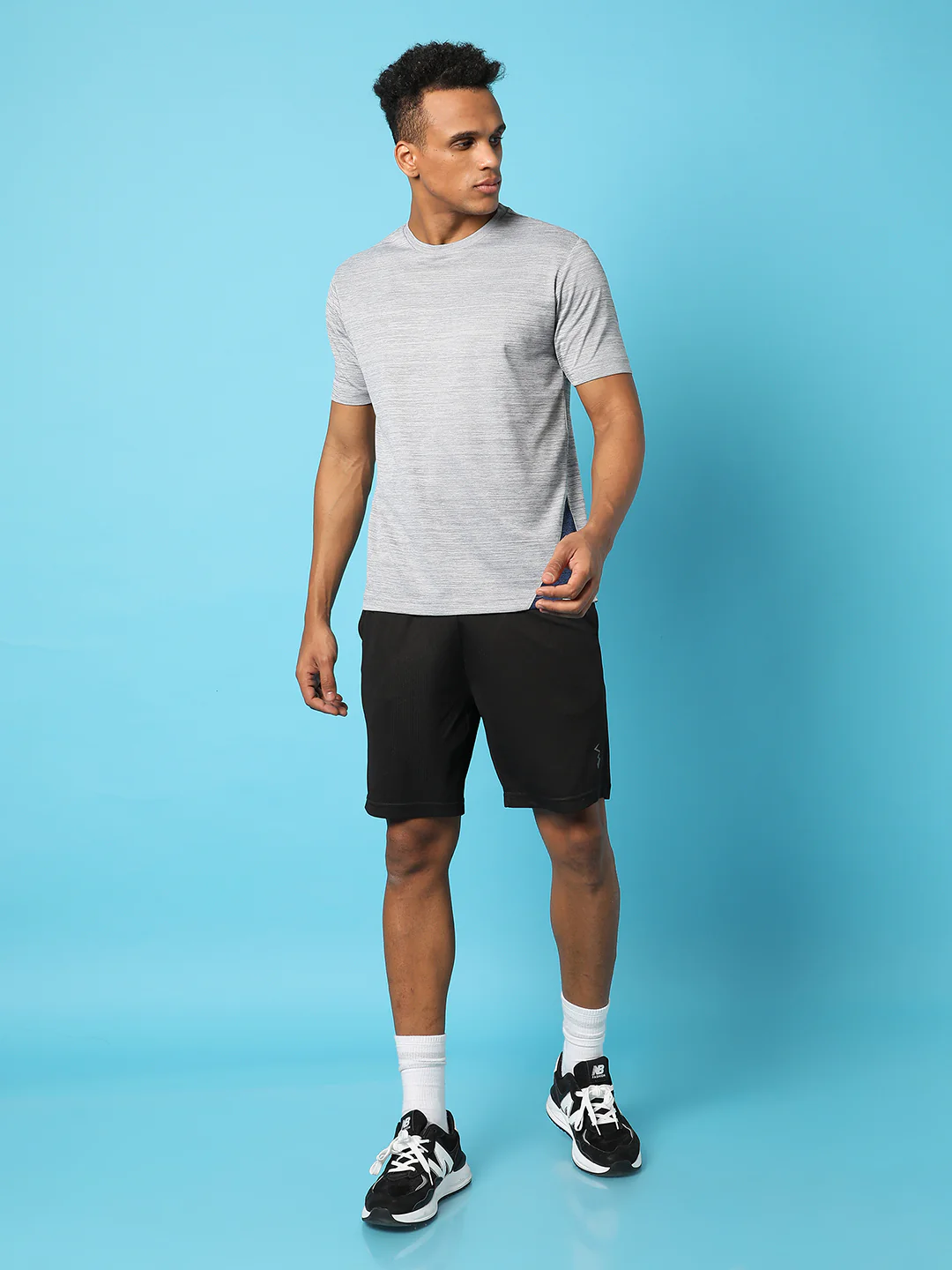 Solid Round Neck T-Shirt - Image 7