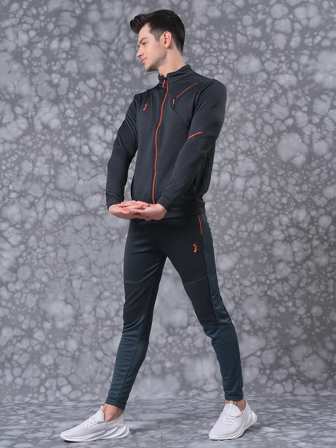 Solid Stylish Casual & Sports Tracksuit - Image 2