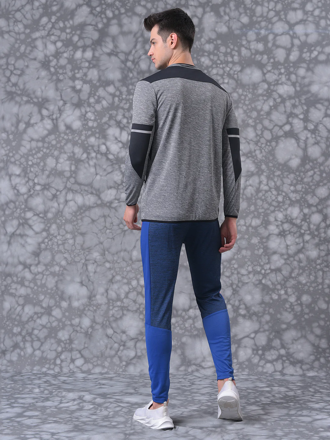Solid Stylish Casual & Sports Tracksuit - Image 5
