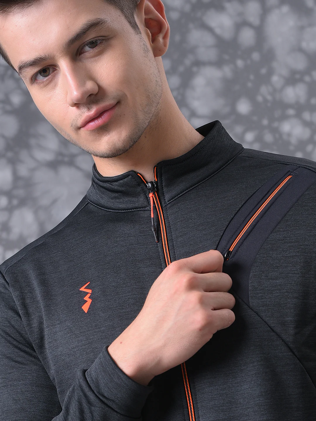 Solid Stylish Casual & Sports Tracksuit - Image 6