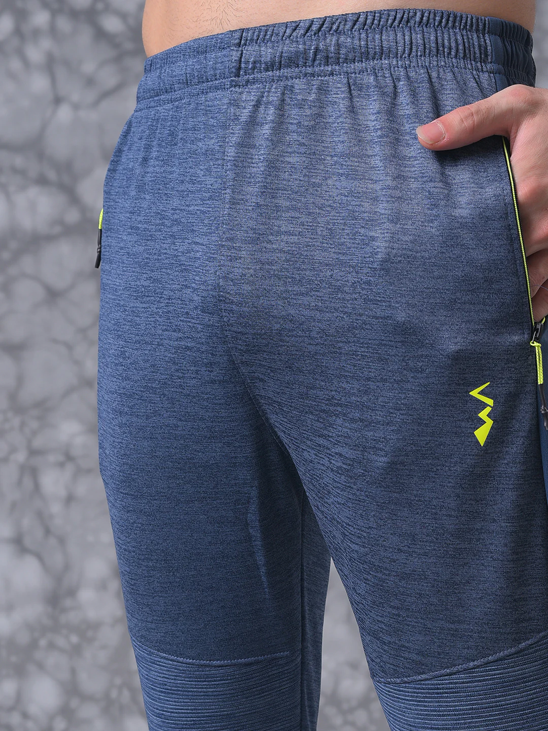 Solid Stylish Casual & Sports Tracksuit - Image 7