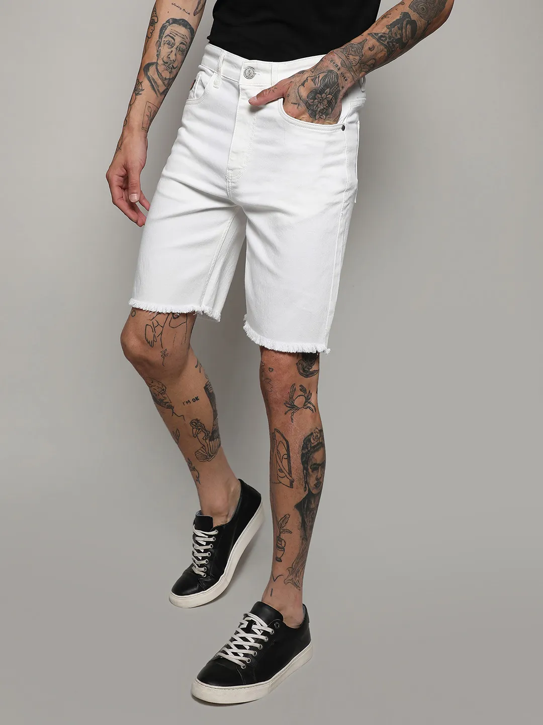 Ripped Hem Denim Shorts - Image 3